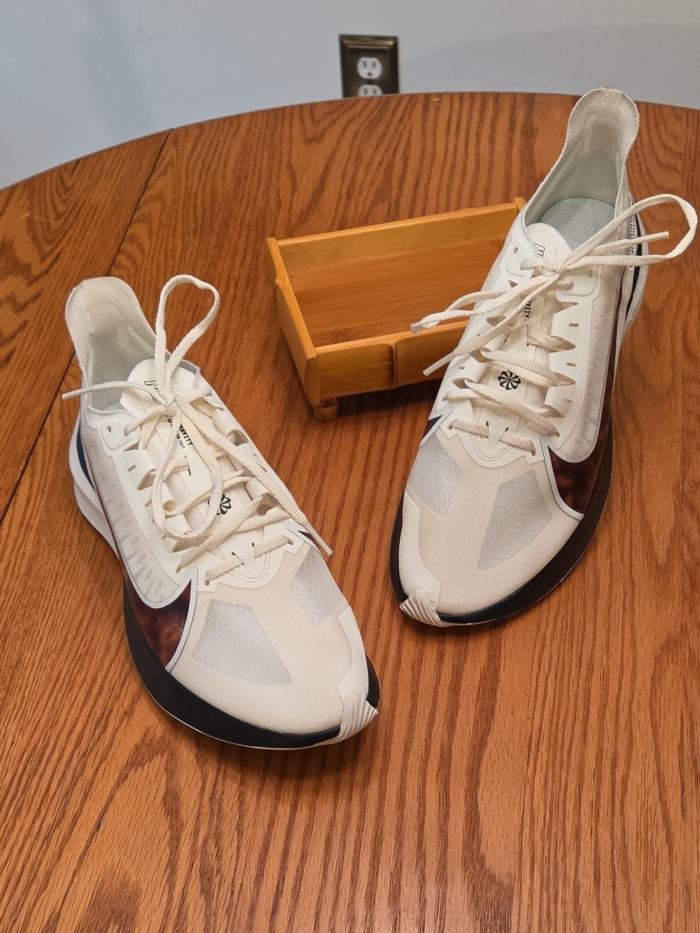 Nike Zoom Fly Women's Running Sneakers White/Black Mesh Lace-Up CU4794-100